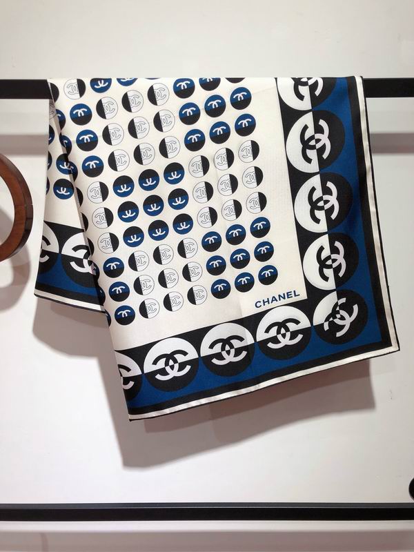 Chanel silk scarf 90X90cm E11 (8)